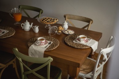 Vendita Online Tavolo con Gamba Tornita  Grossa