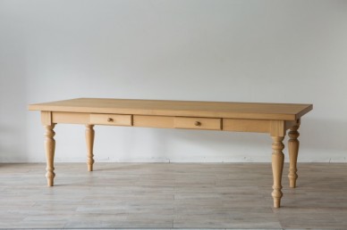 Vendita Online Tavolo in legno di rovere  massiccio 
