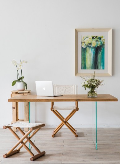 Vendita Online Tavolo in legno moderno con gambe in vetro 