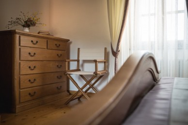 Vendita Online Camera in legno di castagno 